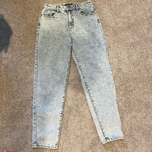Straight leg jeans from pretty little thing. Size 8 never worn